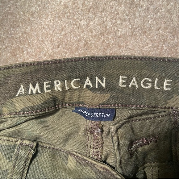 Hi-Rise Super Stretch Jeggings - Camo - Picture 4 of 6